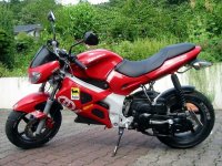 Мотоцикл Gilera DNA 125