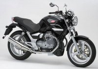 Нейкед Moto Guzzi Breva V 750